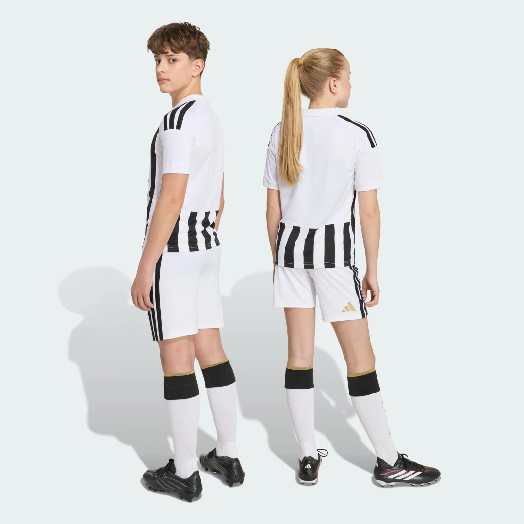 Domicile Juventus Short Juventus Domicile 2026/2027 - Enfant 2026/2027 - Adidas