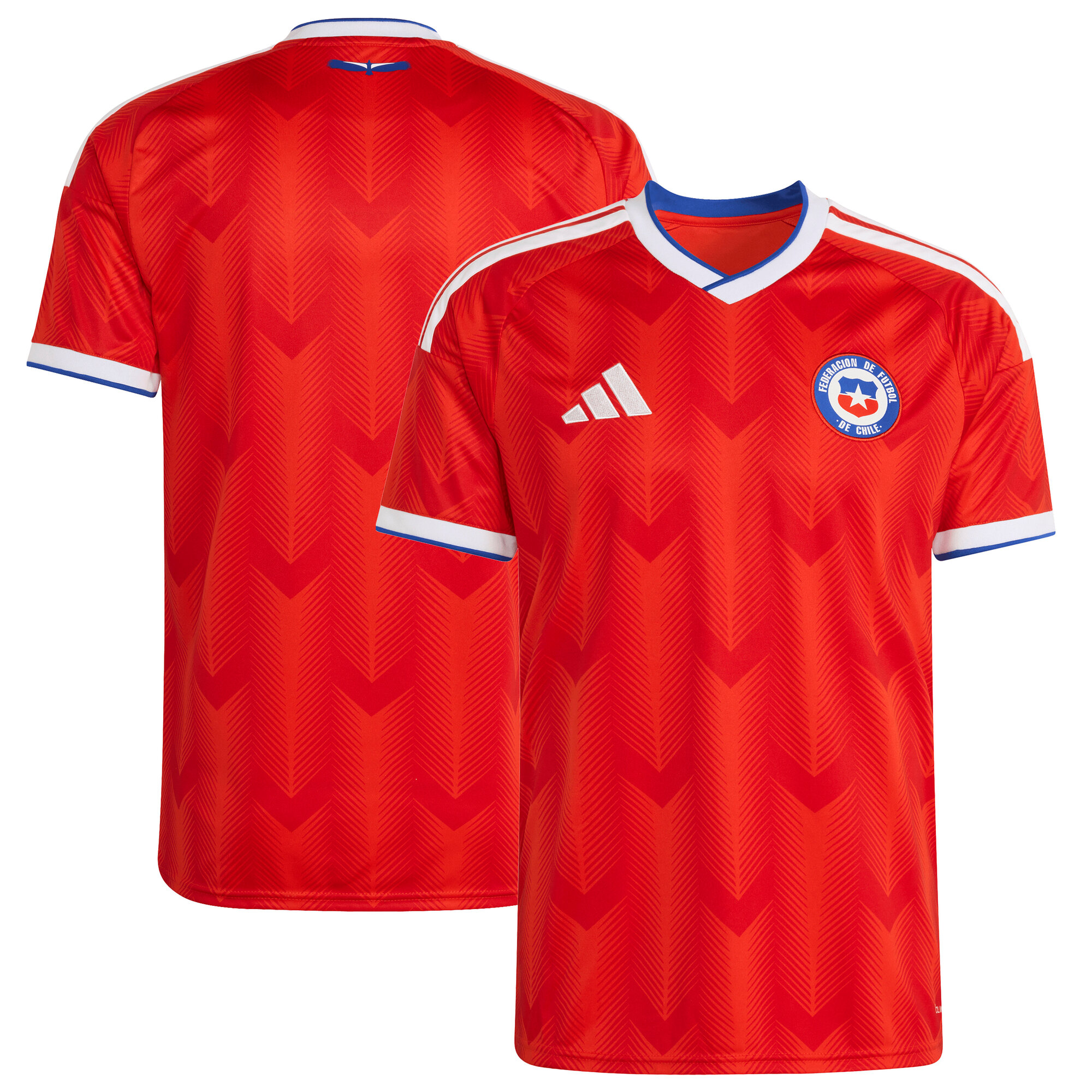 Maillot de football domicile Adidas du Chili pour la saison 2025/2026, coloris rouge avec blason national.