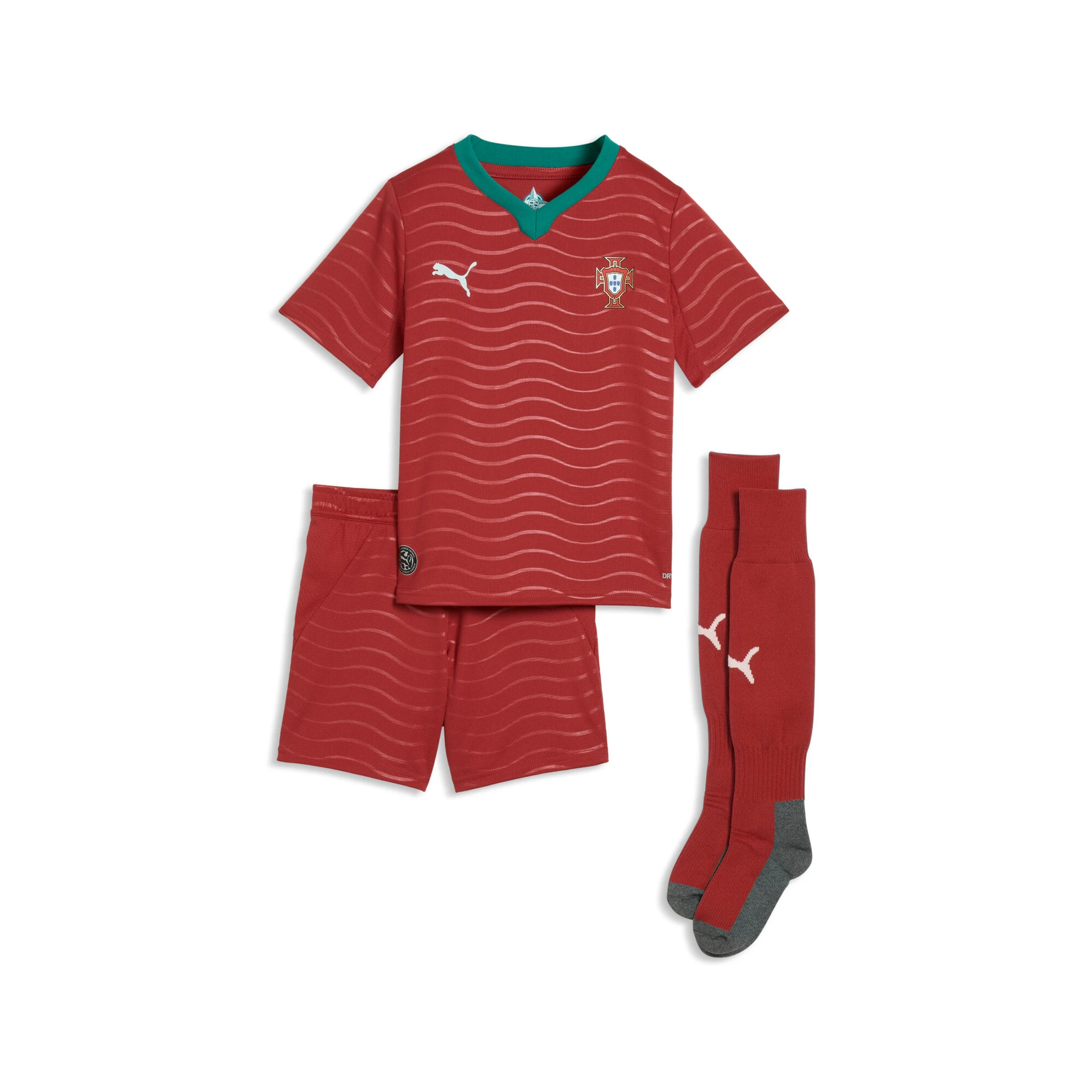 Ensemble mini-kit de football Portugal Domicile 2026 pour enfant comprenant le maillot rouge et le short Puma.