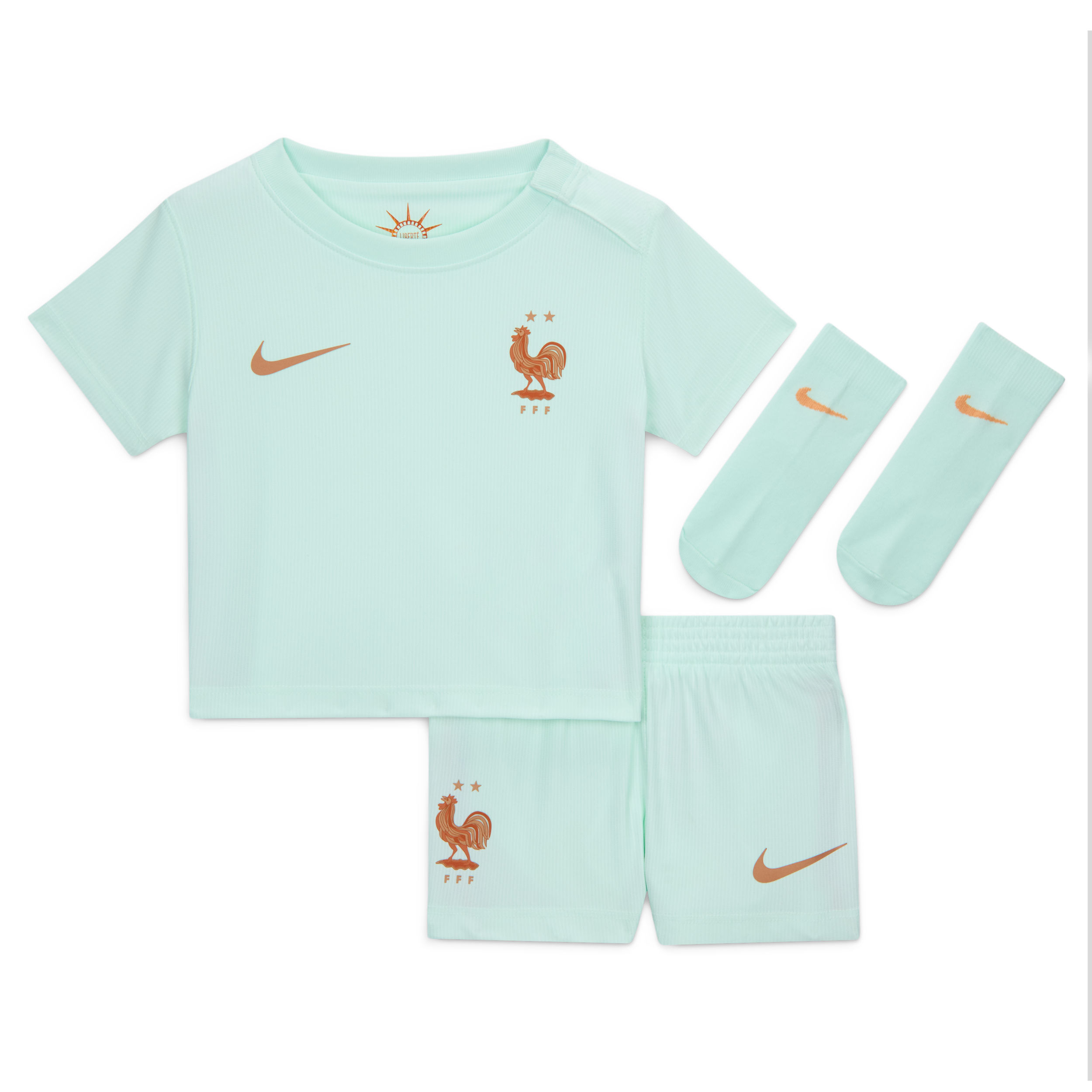 Ensemble complet Nike France Extérieur 2026 pour bébé avec maillot vert, short et chaussettes assortis.