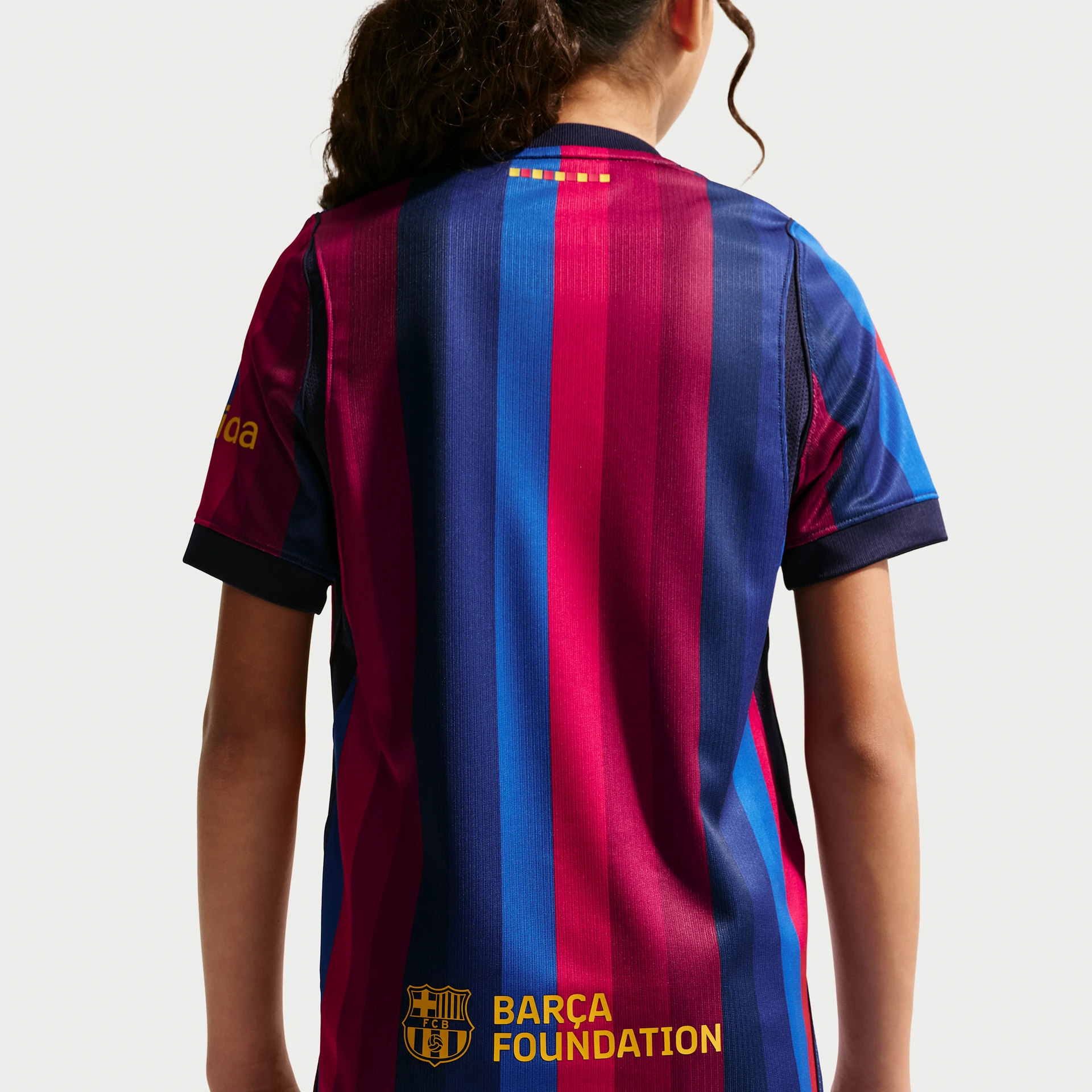 Domicile FC Barcelone Maillot FC Barcelone Domicile 2026/2027 - Enfant 2026/2027 - Nike