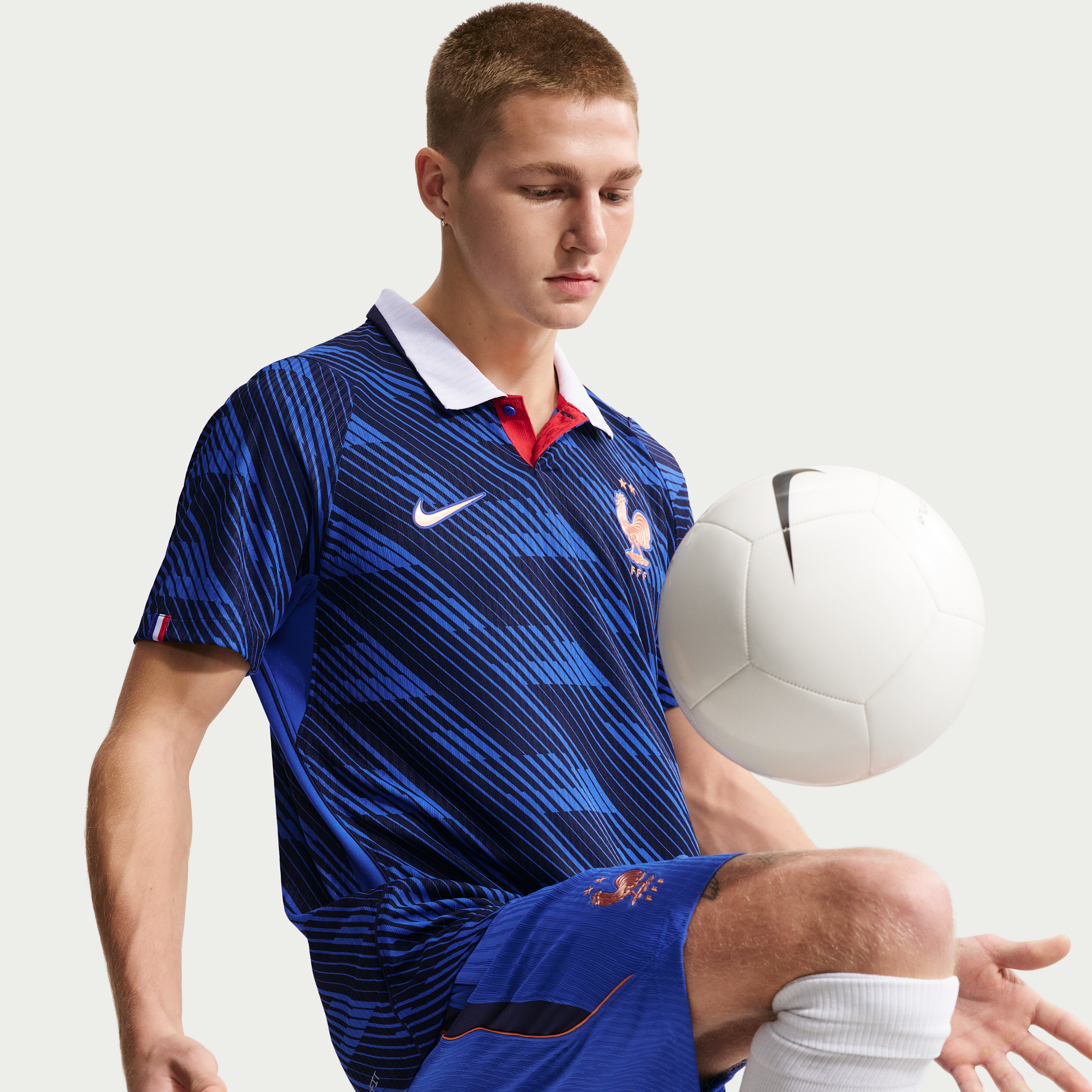Domicile France Maillot Équipe de France Domicile Authentique 2026 2025/2026 - Nike