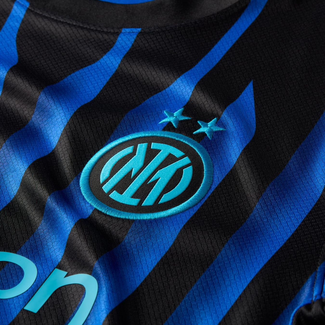 Maillot officiel Inter Milan domicile 2025-2026 bleu et noir Nike - détail